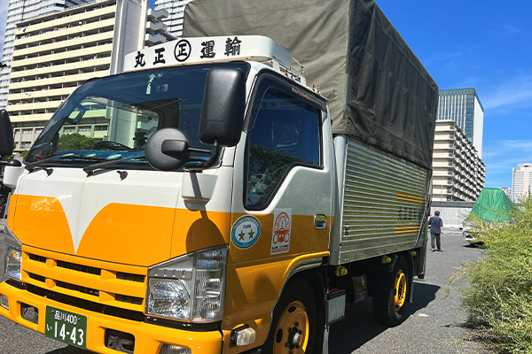 2tホロ車 パワーゲート付