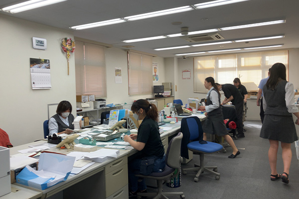 併設事務所